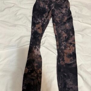 Lululemon leggings Brown & Black.